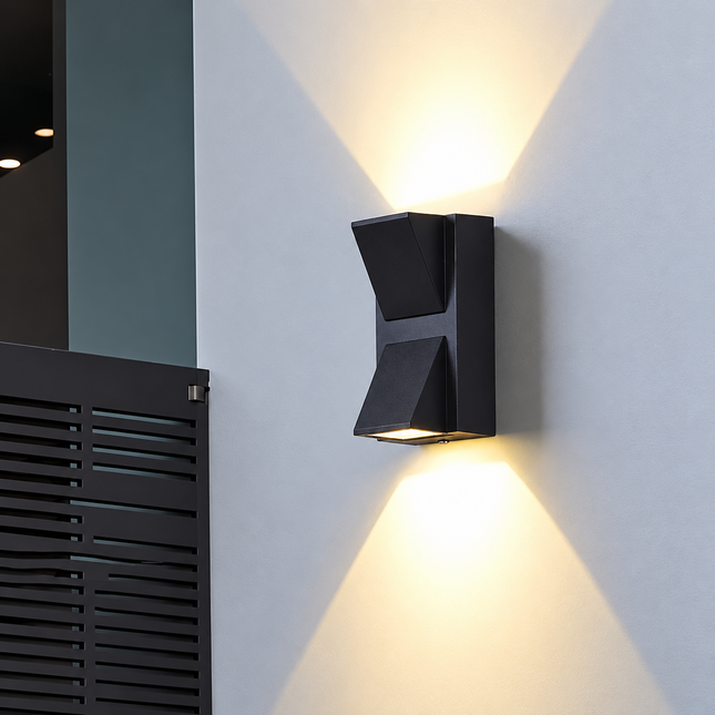 Ndriçues Muri LED 2 × 3W | IP65 | 3CCT |